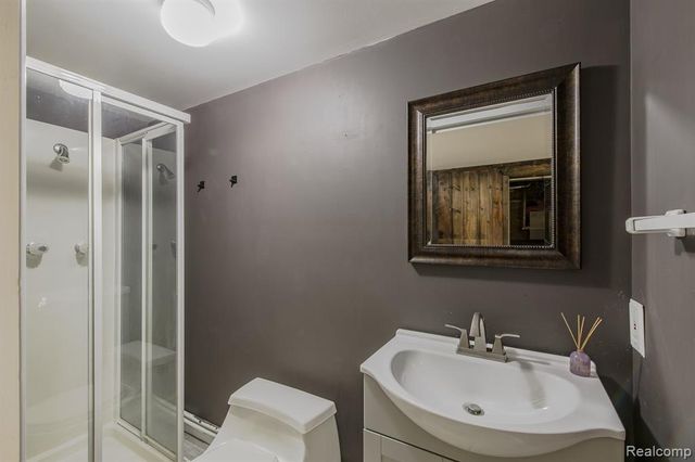 5020 Whitlow Court, Commerce Twp, MI 48382