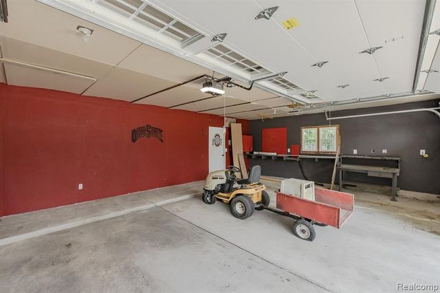 5020 Whitlow Court, Commerce Twp, MI 48382