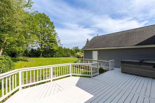 5020 Whitlow Court, Commerce Twp, MI 48382