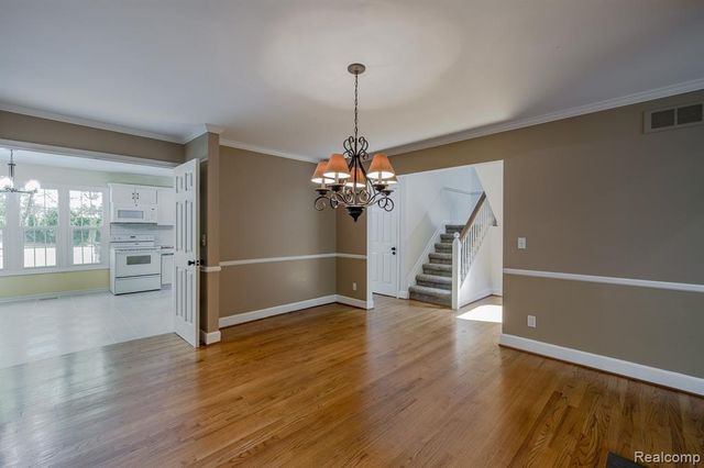 5020 Whitlow Court, Commerce Twp, MI 48382