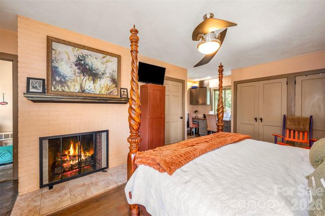 936 Golden Road, Tryon, NC 28782