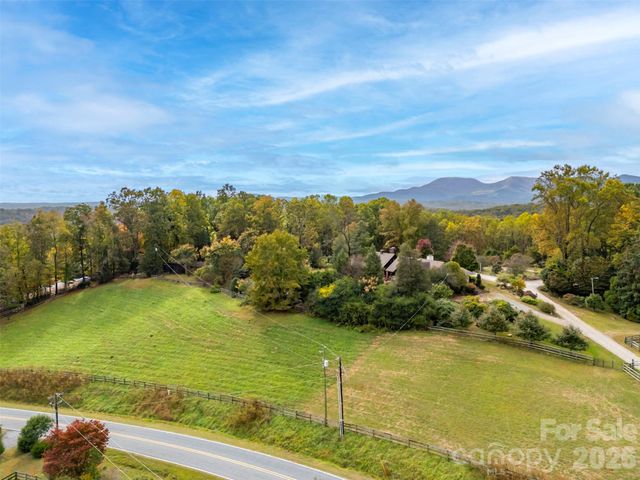 936 Golden Road, Tryon, NC 28782