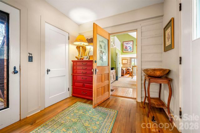 936 Golden Road, Tryon, NC 28782