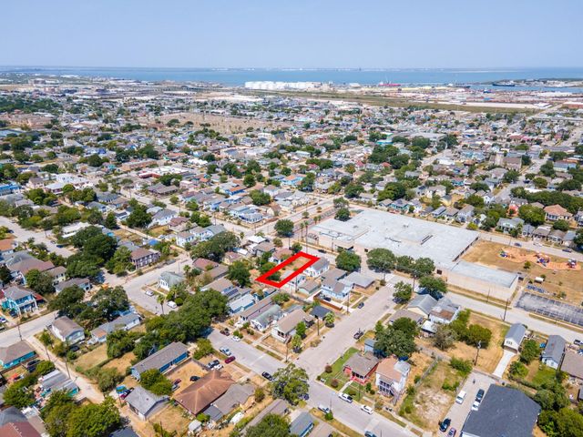 3615 Avenue N, Galveston, TX 77550