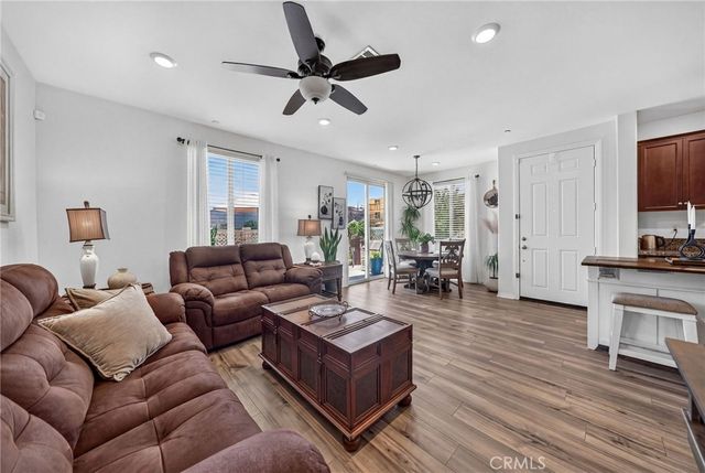41978 Retsina Street 1601, Murrieta, CA 92562