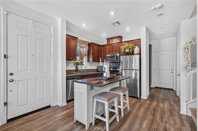 41978 Retsina Street 1601, Murrieta, CA 92562