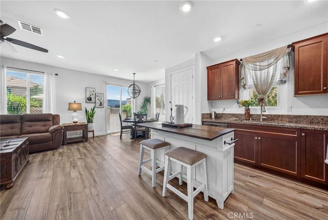 41978 Retsina Street 1601, Murrieta, CA 92562