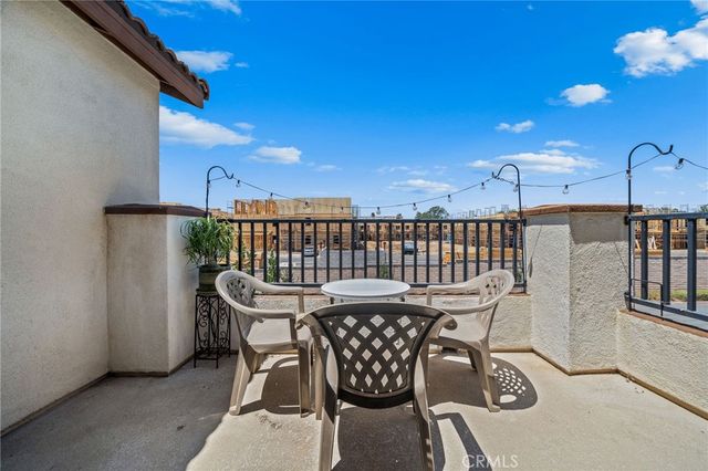 41978 Retsina Street 1601, Murrieta, CA 92562