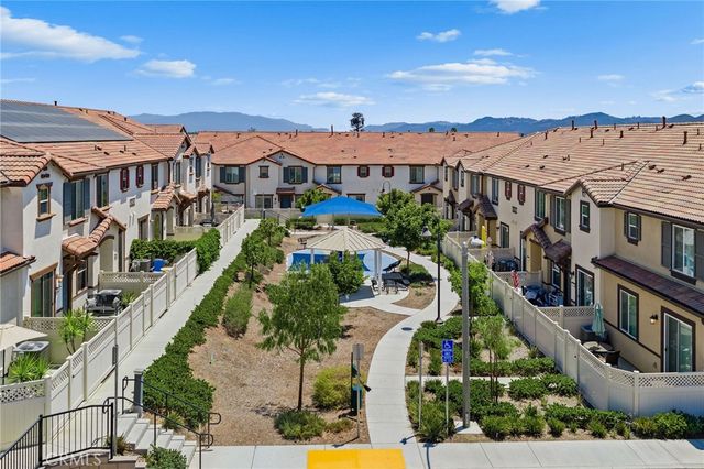 41978 Retsina Street 1601, Murrieta, CA 92562