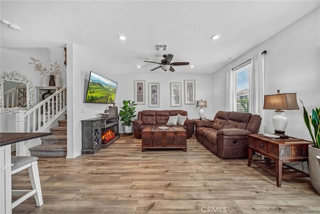 41978 Retsina Street 1601, Murrieta, CA 92562
