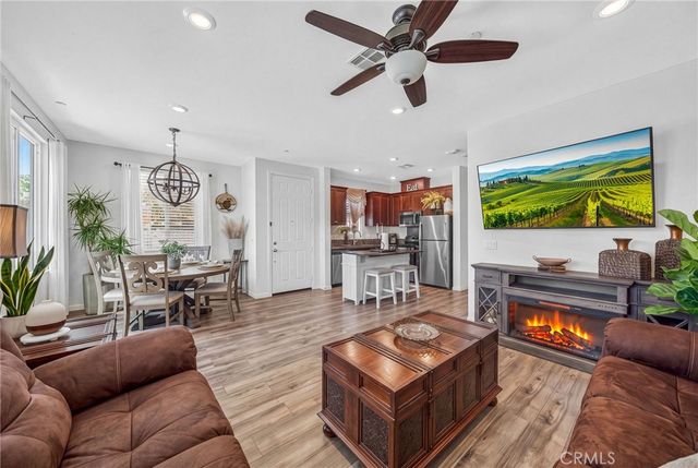 41978 Retsina Street 1601, Murrieta, CA 92562