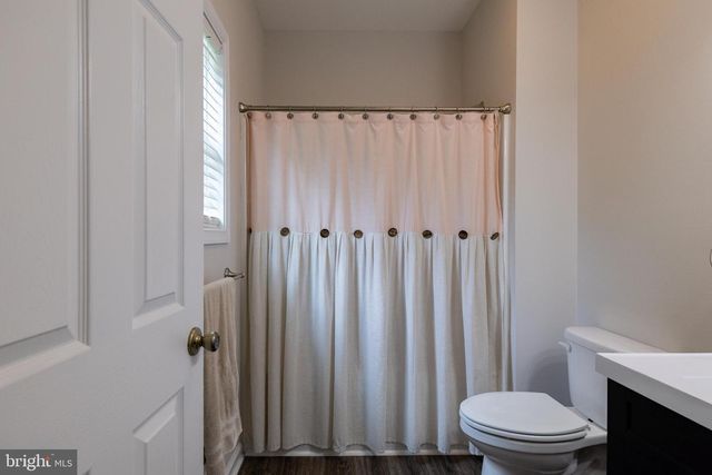 33 SINKER DR, Inwood, WV 25428