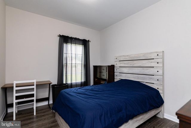 33 SINKER DR, Inwood, WV 25428