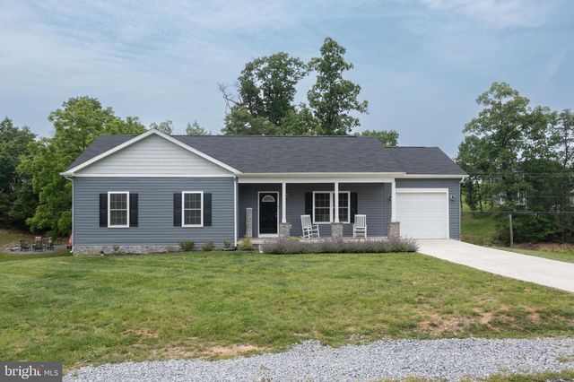 33 SINKER DR, Inwood, WV 25428