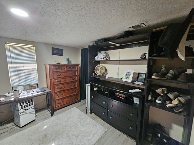 411 Green Meadow Trail, Holly Lake Ranch, TX 75765