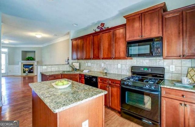 217 16th Street NW 6, Atlanta, GA 30363