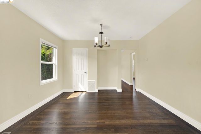7317 Lockwood St, Oakland, CA 94621
