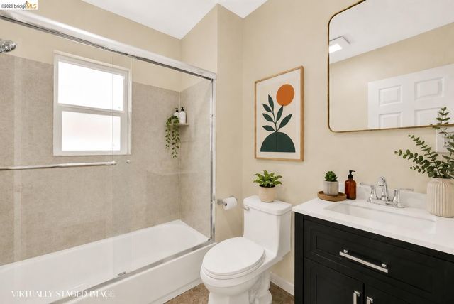 7317 Lockwood St, Oakland, CA 94621