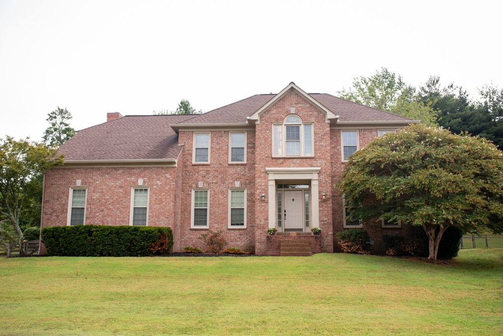 332 Springhouse Cir, Franklin, TN 37067