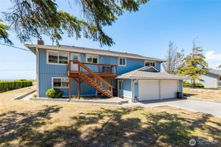1975 Island View Road, Oak Harbor, WA 98277