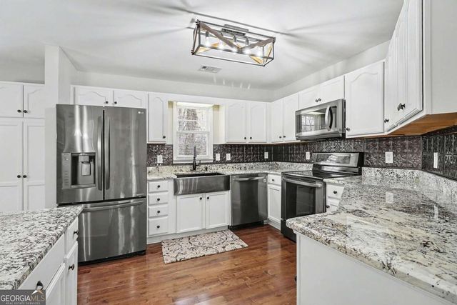 3535 Cameron Circle, Gainesville, GA 30506