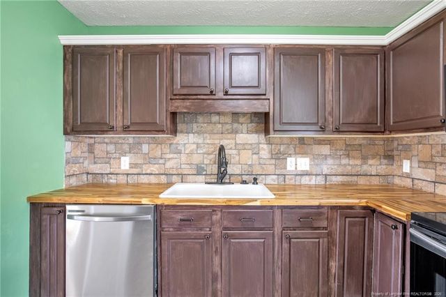 102 David Court, Raeford, NC 28376