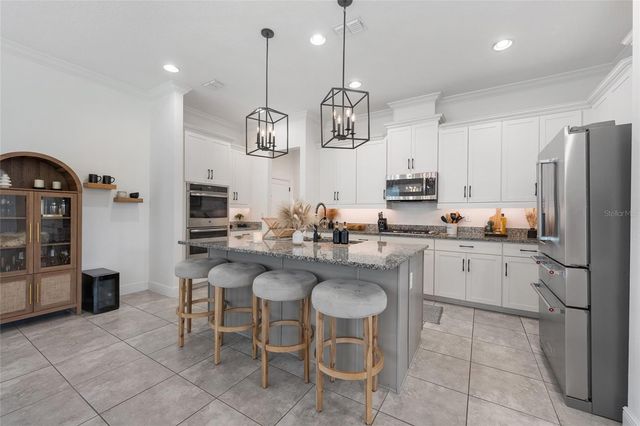 15419 UGLIS ALLEY, Winter Garden, FL 34787