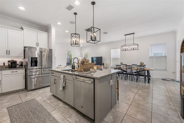 15419 UGLIS ALLEY, Winter Garden, FL 34787