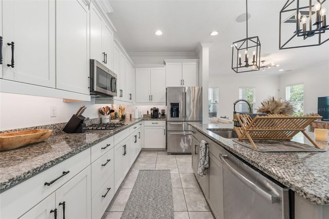 15419 UGLIS ALLEY, Winter Garden, FL 34787