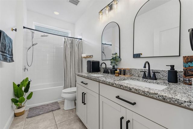15419 UGLIS ALLEY, Winter Garden, FL 34787