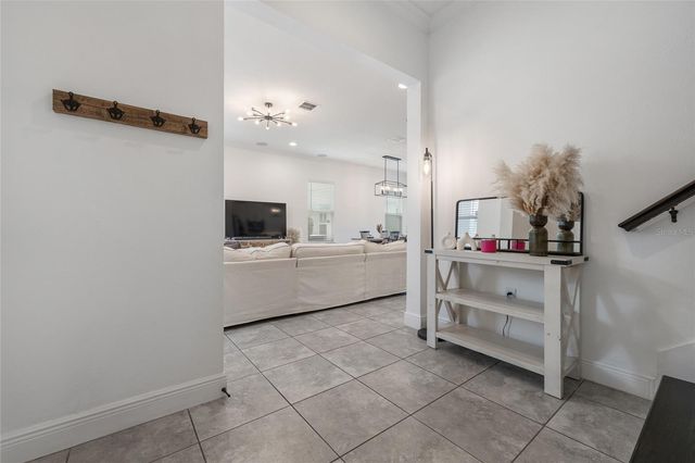 15419 UGLIS ALLEY, Winter Garden, FL 34787