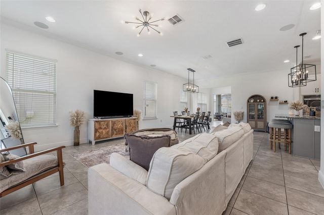 15419 UGLIS ALLEY, Winter Garden, FL 34787