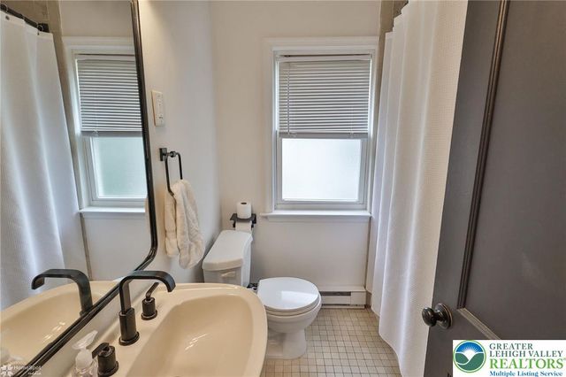 919 7th Avenue, Bethlehem City, PA 18018