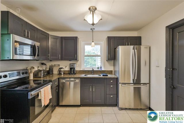 919 7th Avenue, Bethlehem City, PA 18018
