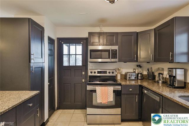 919 7th Avenue, Bethlehem City, PA 18018