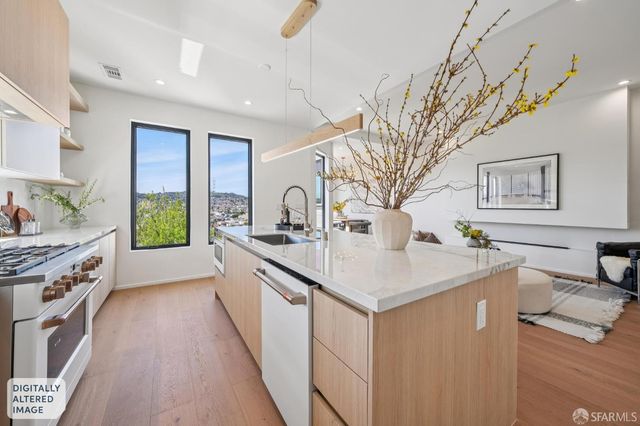 1390 Rhode Island Street, San Francisco, CA 94107