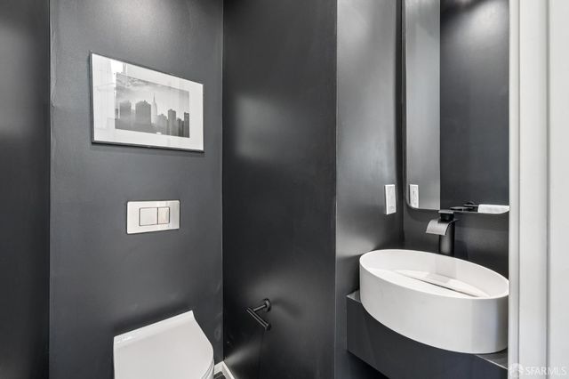 1390 Rhode Island Street, San Francisco, CA 94107