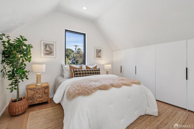 1390 Rhode Island Street, San Francisco, CA 94107