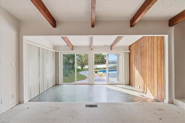 54 N Willard AVE, Hampton, VA 23663