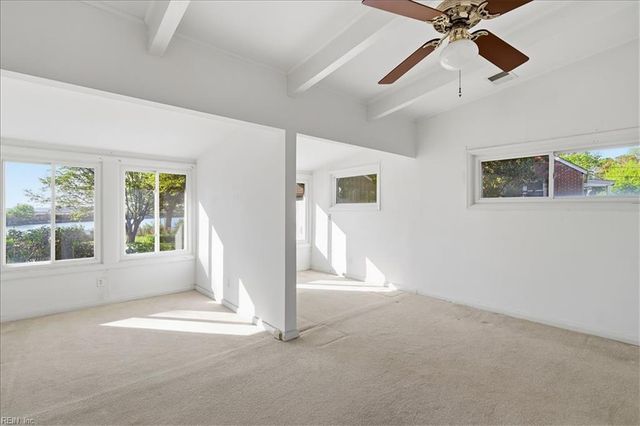 54 N Willard AVE, Hampton, VA 23663