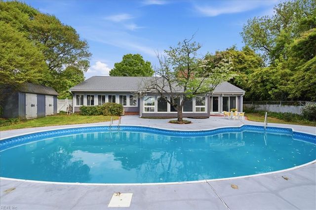 54 N Willard AVE, Hampton, VA 23663