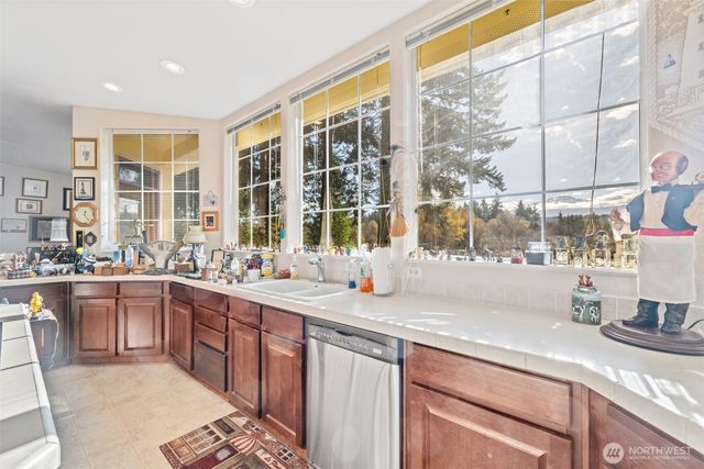 446 Old Olympic Hwy, Port Angeles, WA 98362