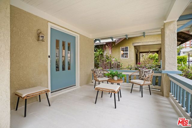 137 Douglas Street, Los Angeles, CA 90026