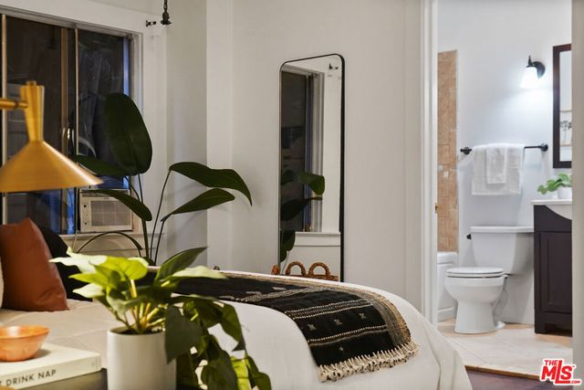 137 Douglas Street, Los Angeles, CA 90026