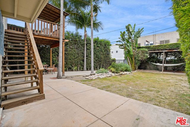 137 Douglas Street, Los Angeles, CA 90026