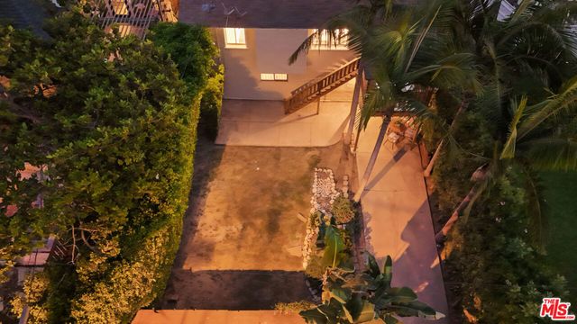 137 Douglas Street, Los Angeles, CA 90026
