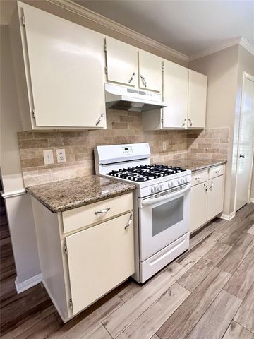 1814 Grove Court Drive, Missouri City, TX 77489