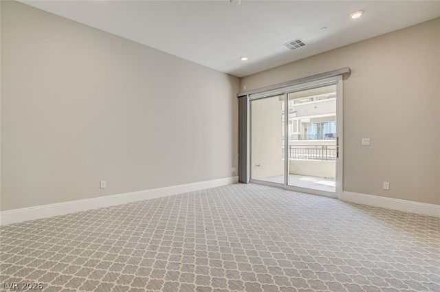 9133 Las Manaitas Avenue 302, Las Vegas, NV 89144
