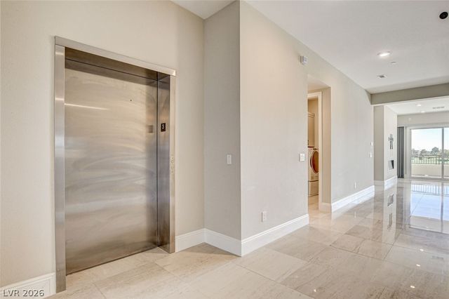 9133 Las Manaitas Avenue 302, Las Vegas, NV 89144