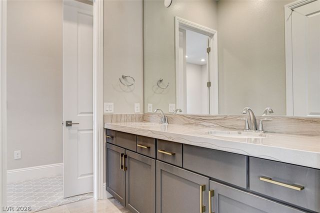 9133 Las Manaitas Avenue 302, Las Vegas, NV 89144